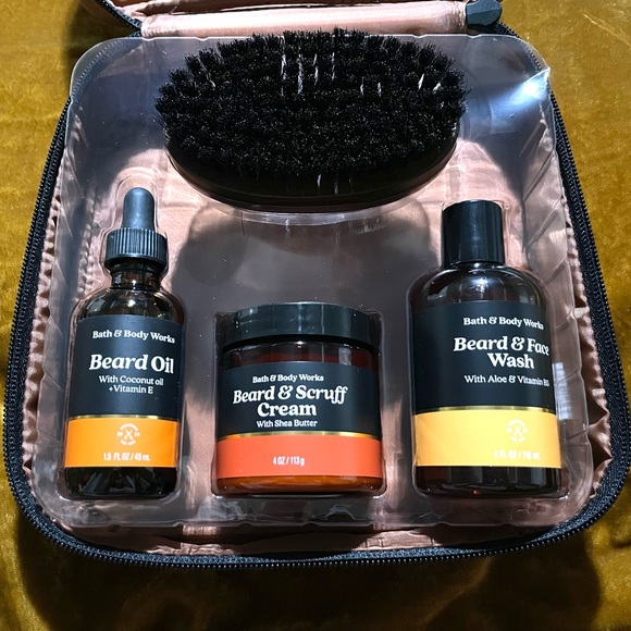 Bath & Body Works BEARD KIT For Men FOUR PIECES - Picture 1 of 9